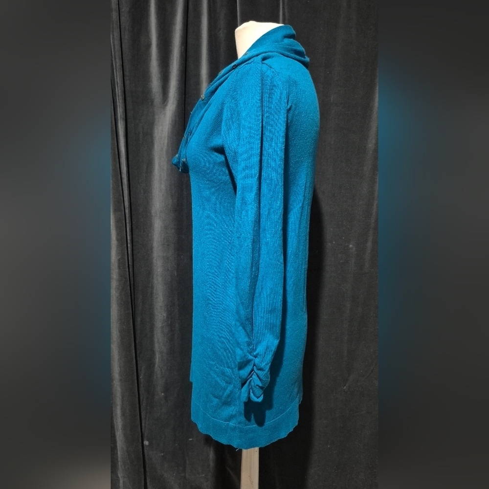 Teal Long Sleeve Dress with Gold Accents - Picture 2 of 3